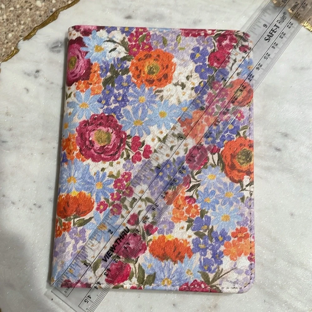 Elyse Breanne Design Kindle Case